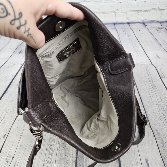 ROOTS | Olivia pleated leather hobo purse - Picture 8 of 13